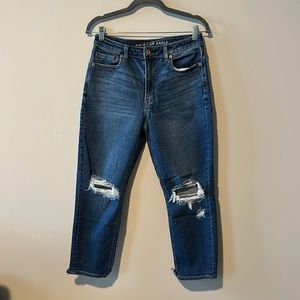 American Eagle blue mom jeans